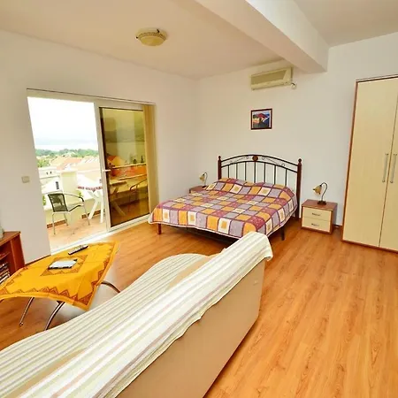 Perica Apartment *